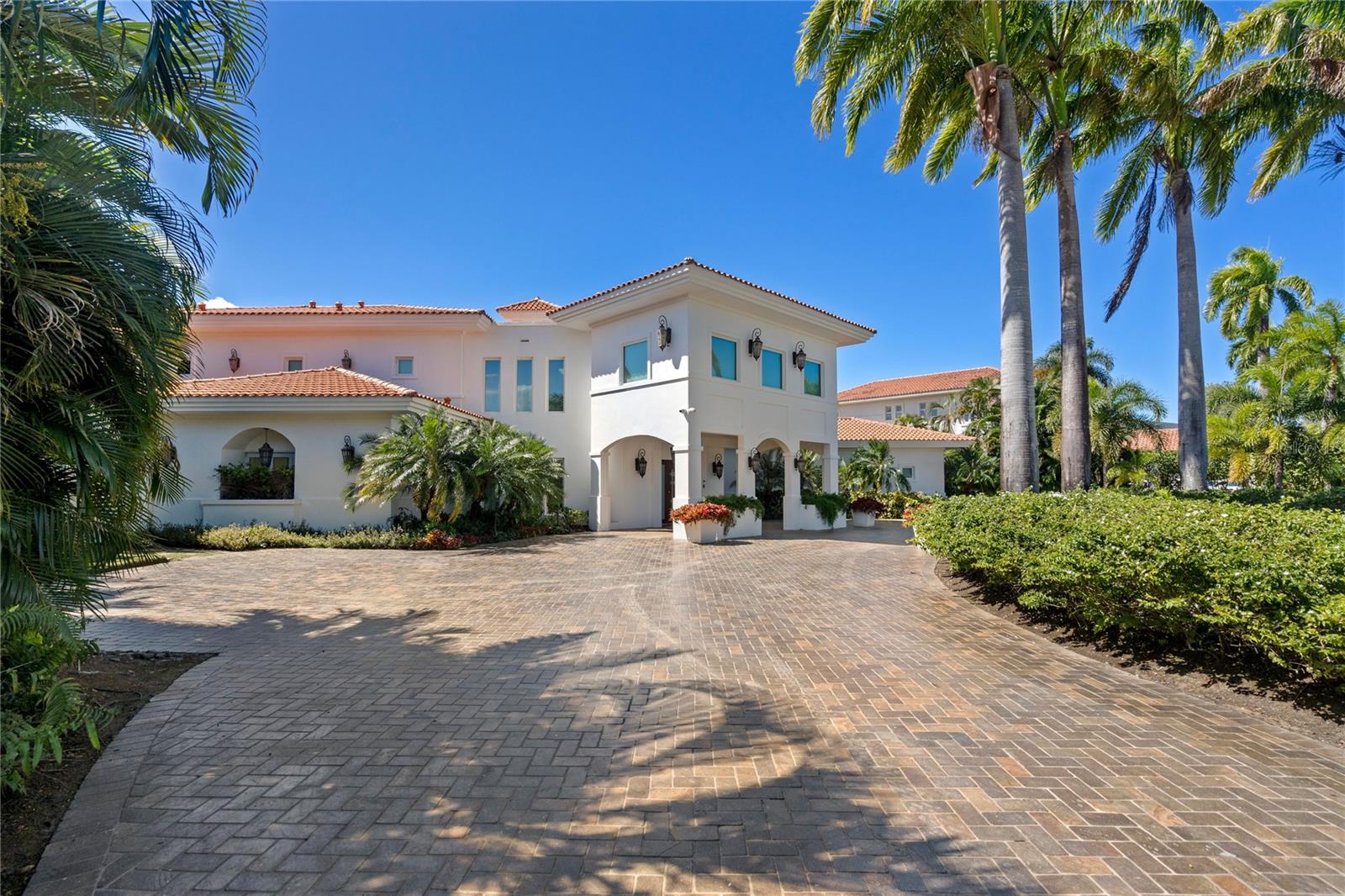 DORADO COUNTRY ESTATES - Residential
