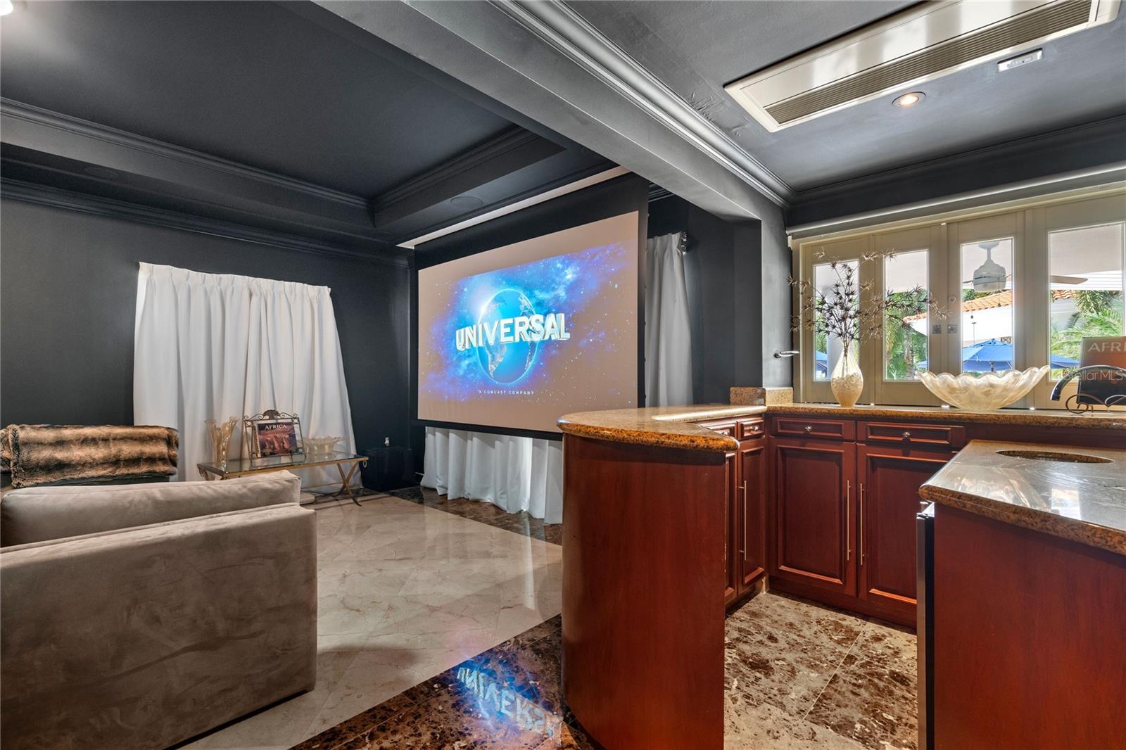 DORADO COUNTRY ESTATES - Residential