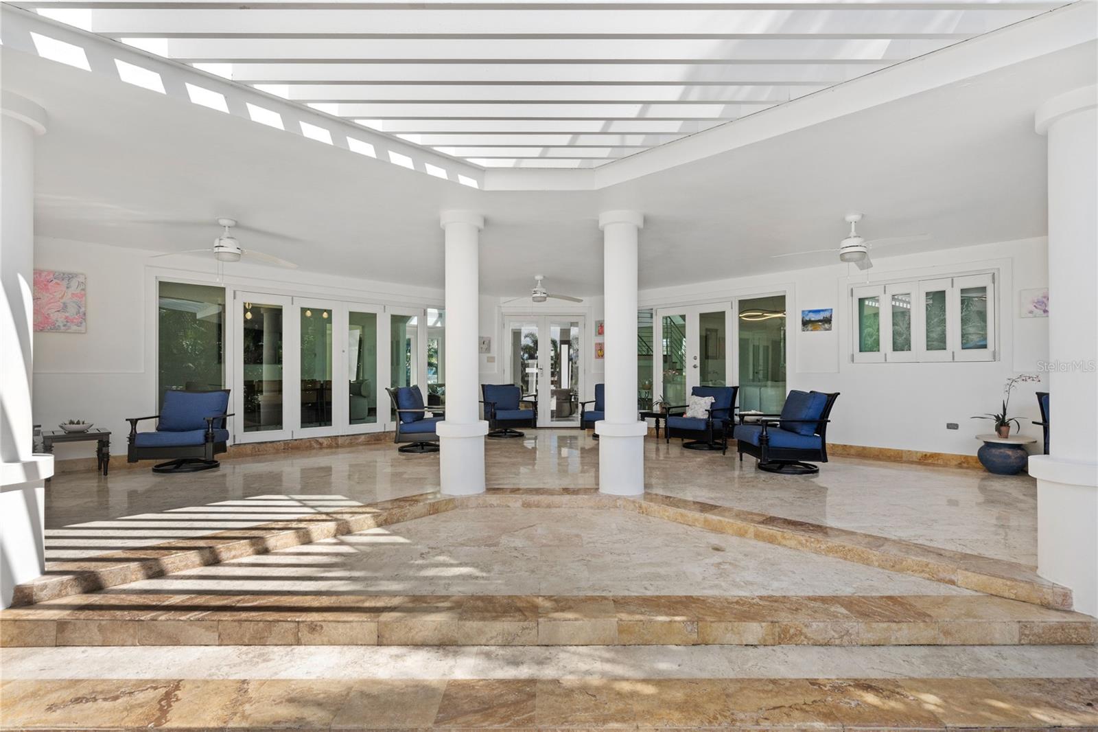 DORADO COUNTRY ESTATES - Residential