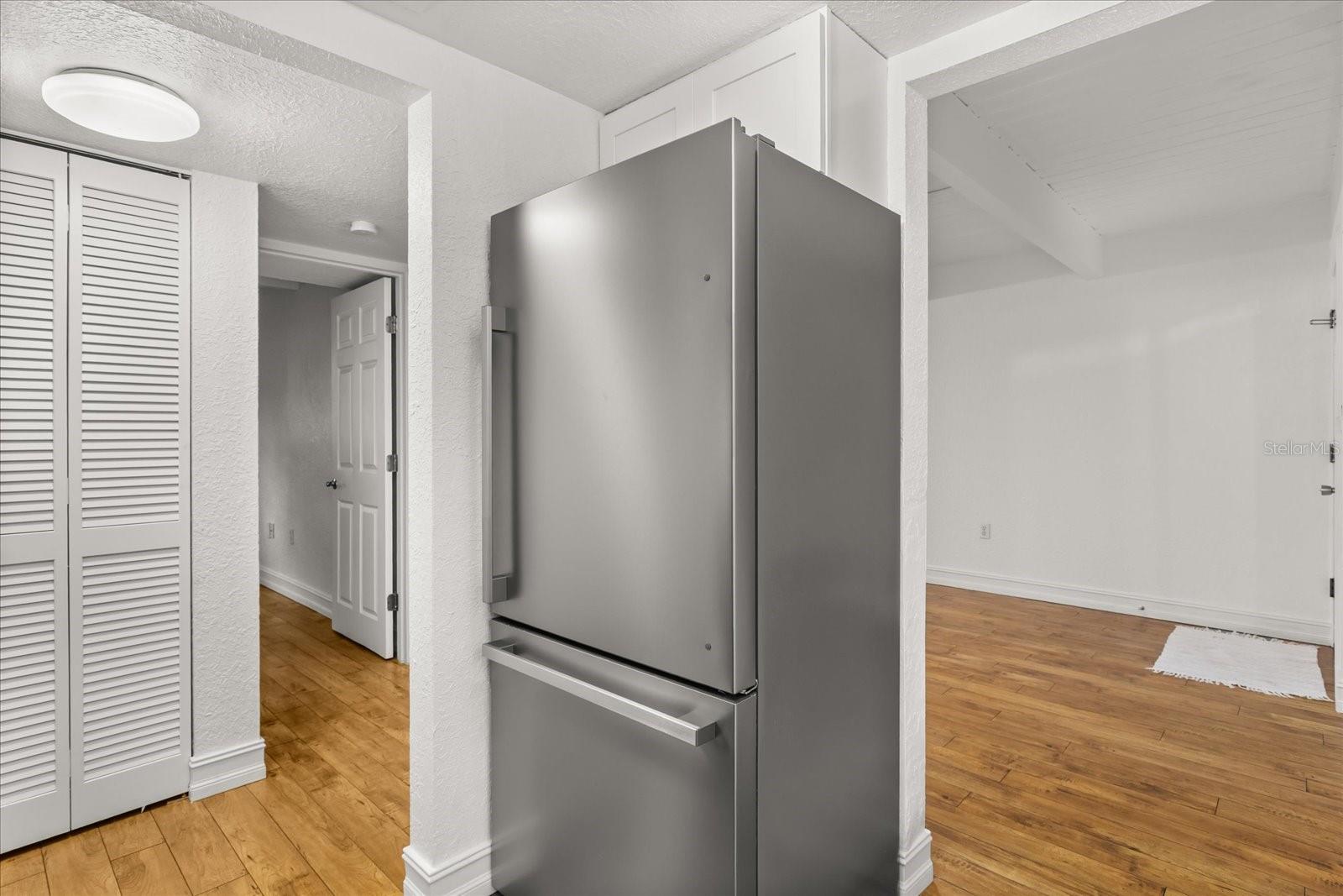 LA COSTA BRAVA LAKESIDE - Residential