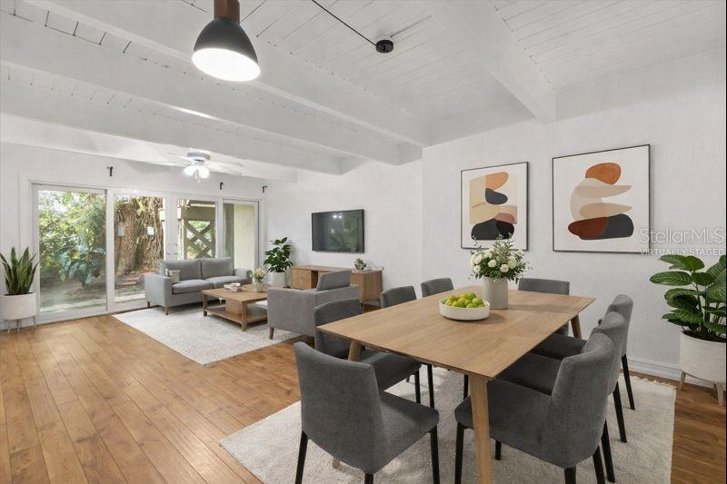 LA COSTA BRAVA LAKESIDE - Residential