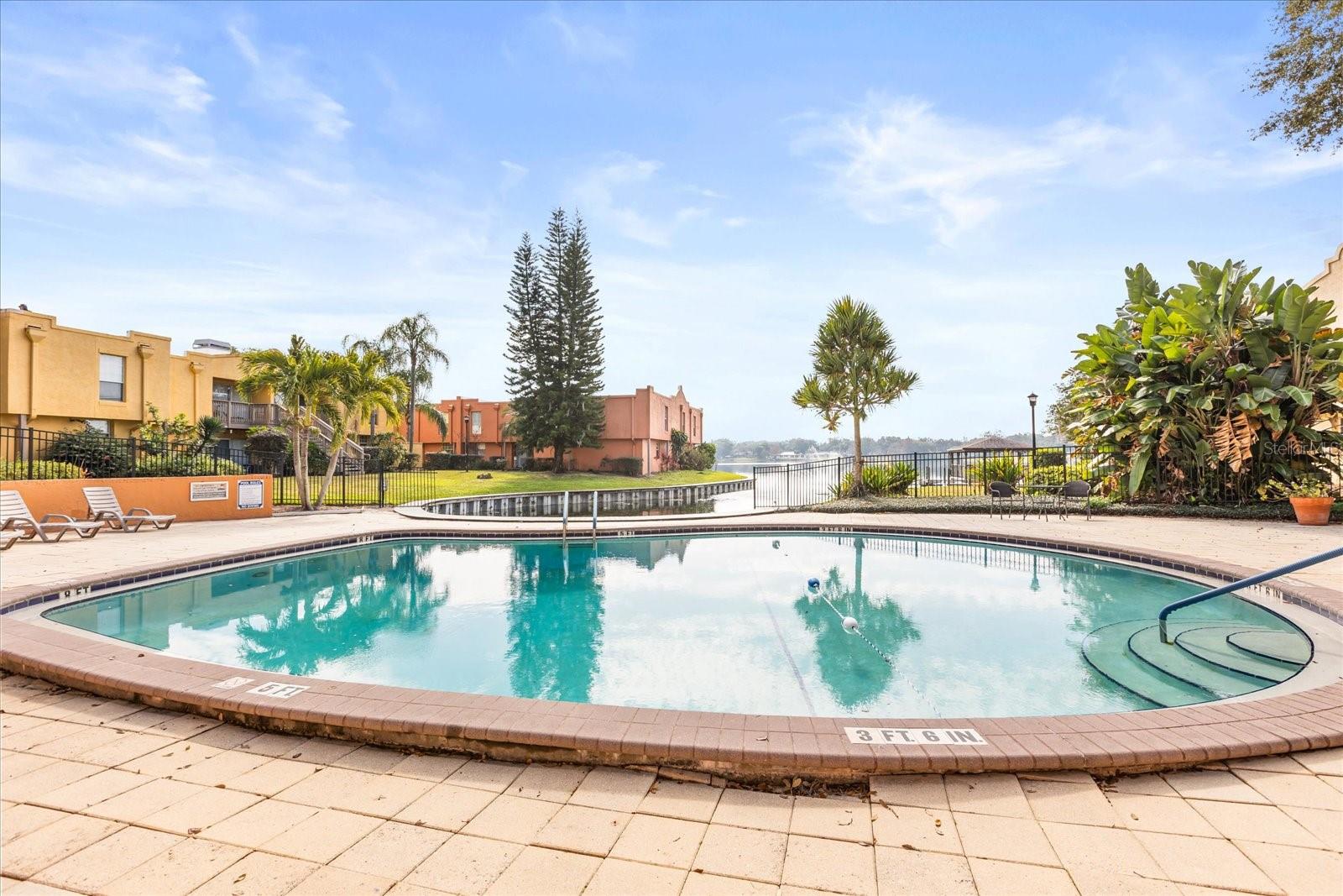 LA COSTA BRAVA LAKESIDE - Residential