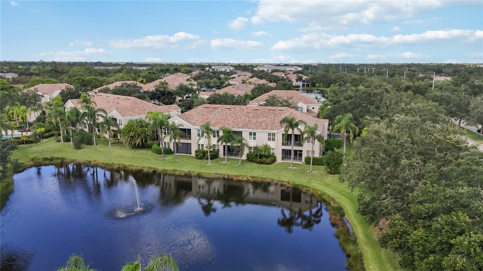 PARISIENNE GARDENS - Residential Lease