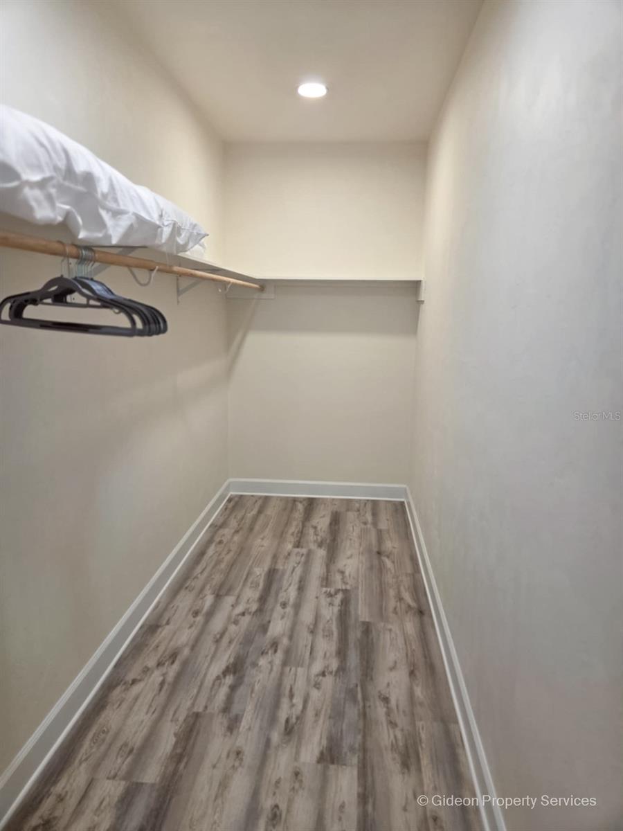 MINOR SUB POR - Residential Lease