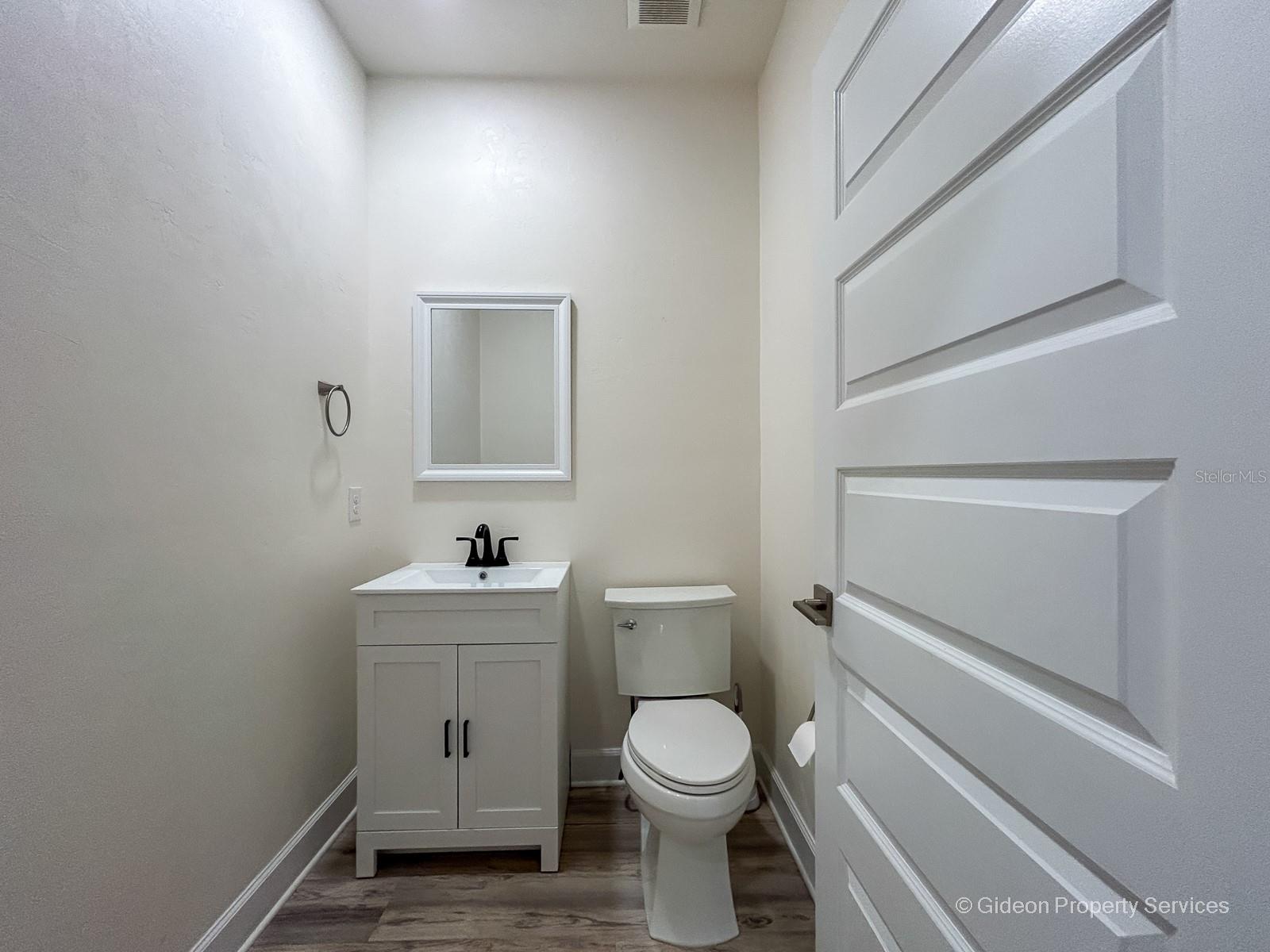 MINOR SUB POR - Residential Lease