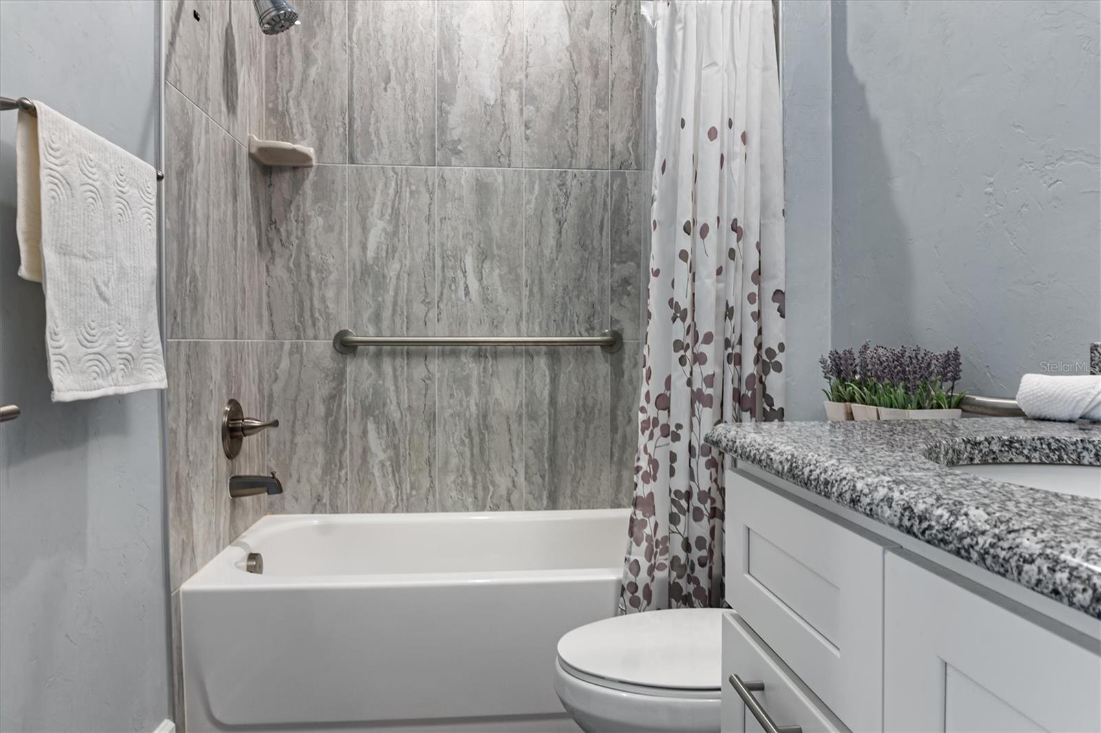 VILLAS OF WEST END UNIT B PH 2 - Residential