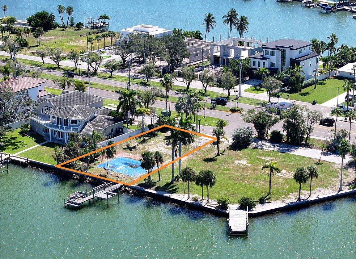 2 PARADISE LANE