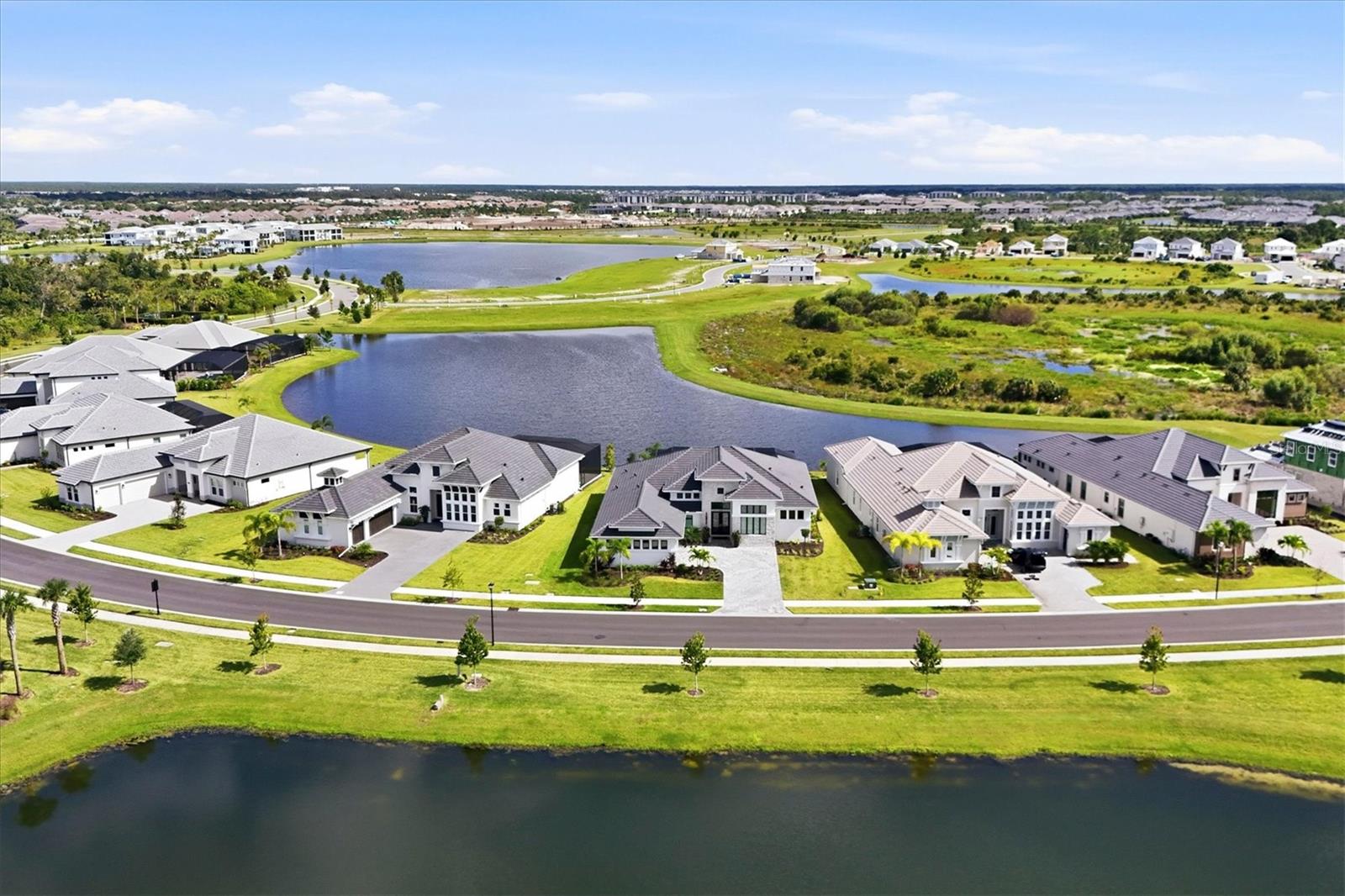 18504 FOXTAIL LOOP