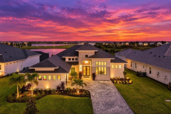 18504 FOXTAIL LOOP, VENICE, FL 34293 - Image 5ddb48728b7c2375e1ad0dff5ec2005a/4159498741