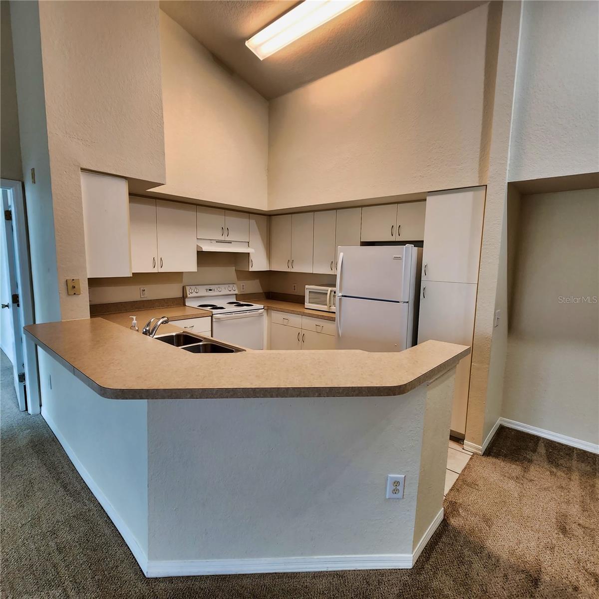 BELLA VILLINO III - Residential Lease