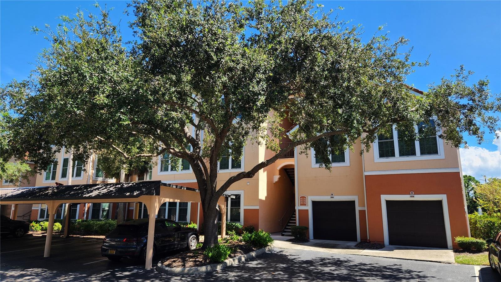BELLA VILLINO III - Residential Lease