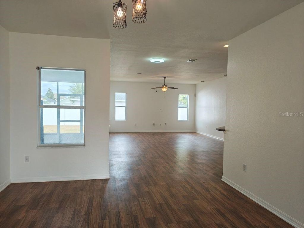 Photo of 1561 Shorewood Drive, Auburndale, FL 33823 (MLS # P4936080)