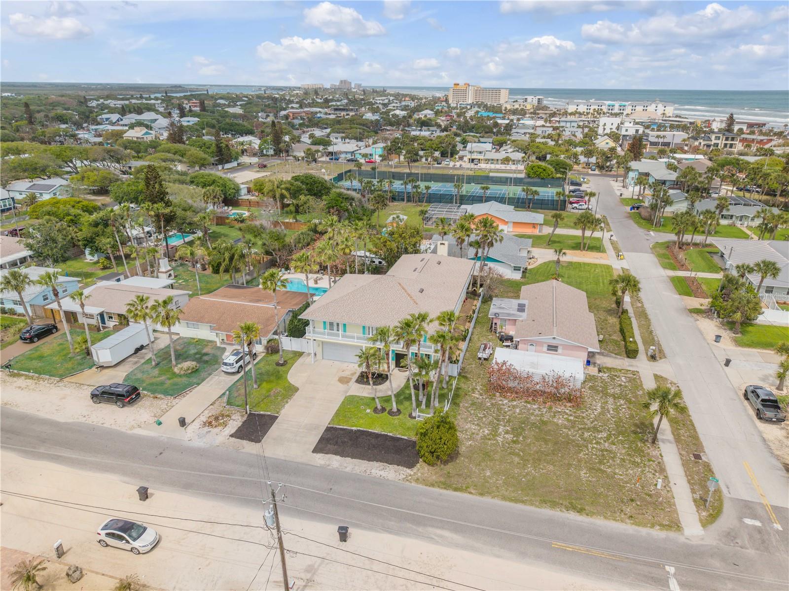 DETWILERS N 650 FT LT 02 16 17 34 NEW SMYRNA BEACH - Residential