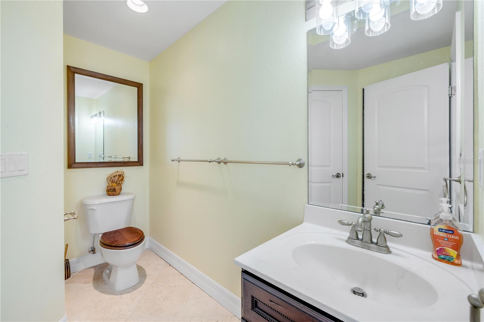 DETWILERS N 650 FT LT 02 16 17 34 NEW SMYRNA BEACH - Residential