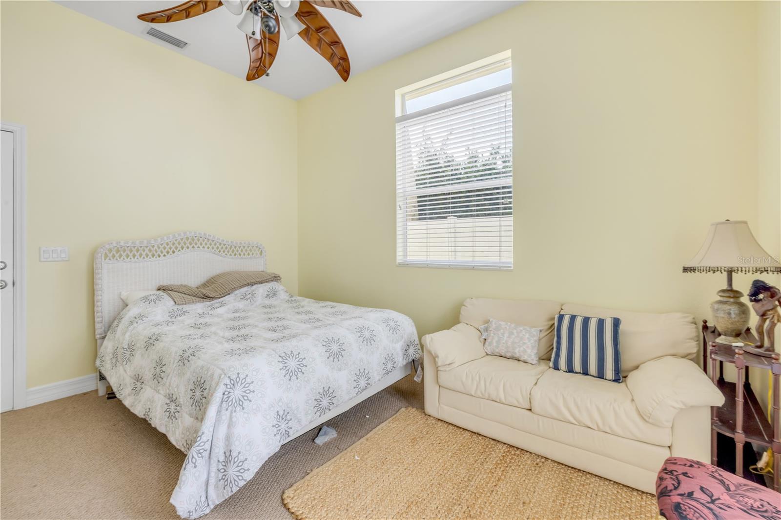 DETWILERS N 650 FT LT 02 16 17 34 NEW SMYRNA BEACH - Residential