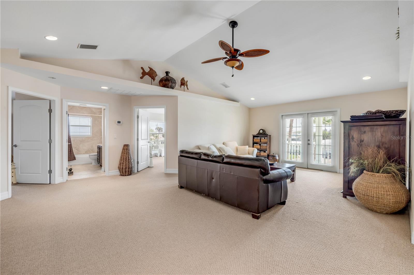 DETWILERS N 650 FT LT 02 16 17 34 NEW SMYRNA BEACH - Residential