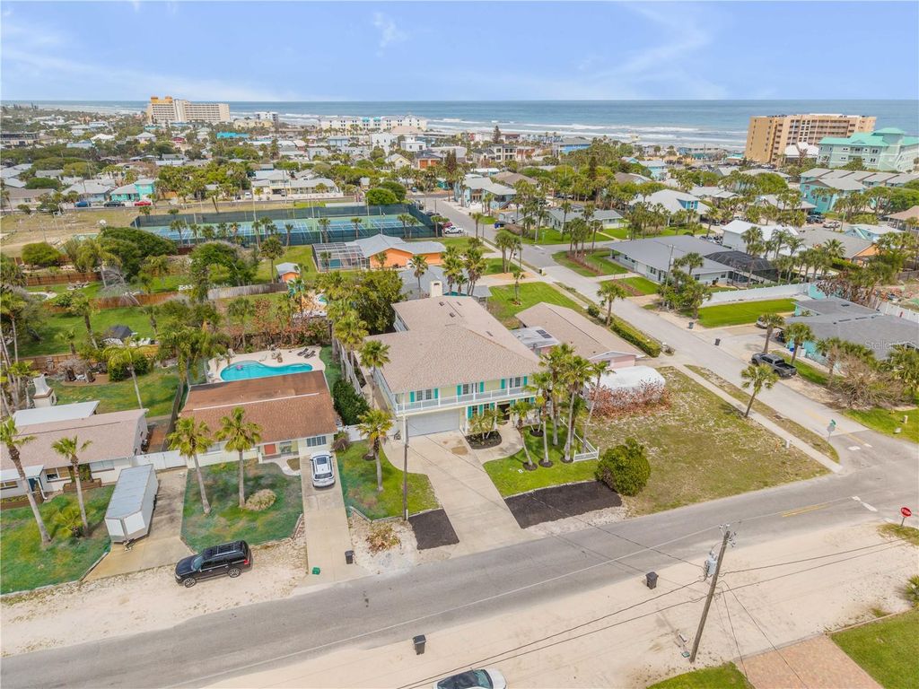 Photo of 708 Ocean Avenue, New Smyrna Beach, FL 32169 (MLS # NS1087834)