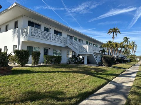 Photo of 8450 112th Street #102, Seminole, FL 33772 (MLS # TB8468137)