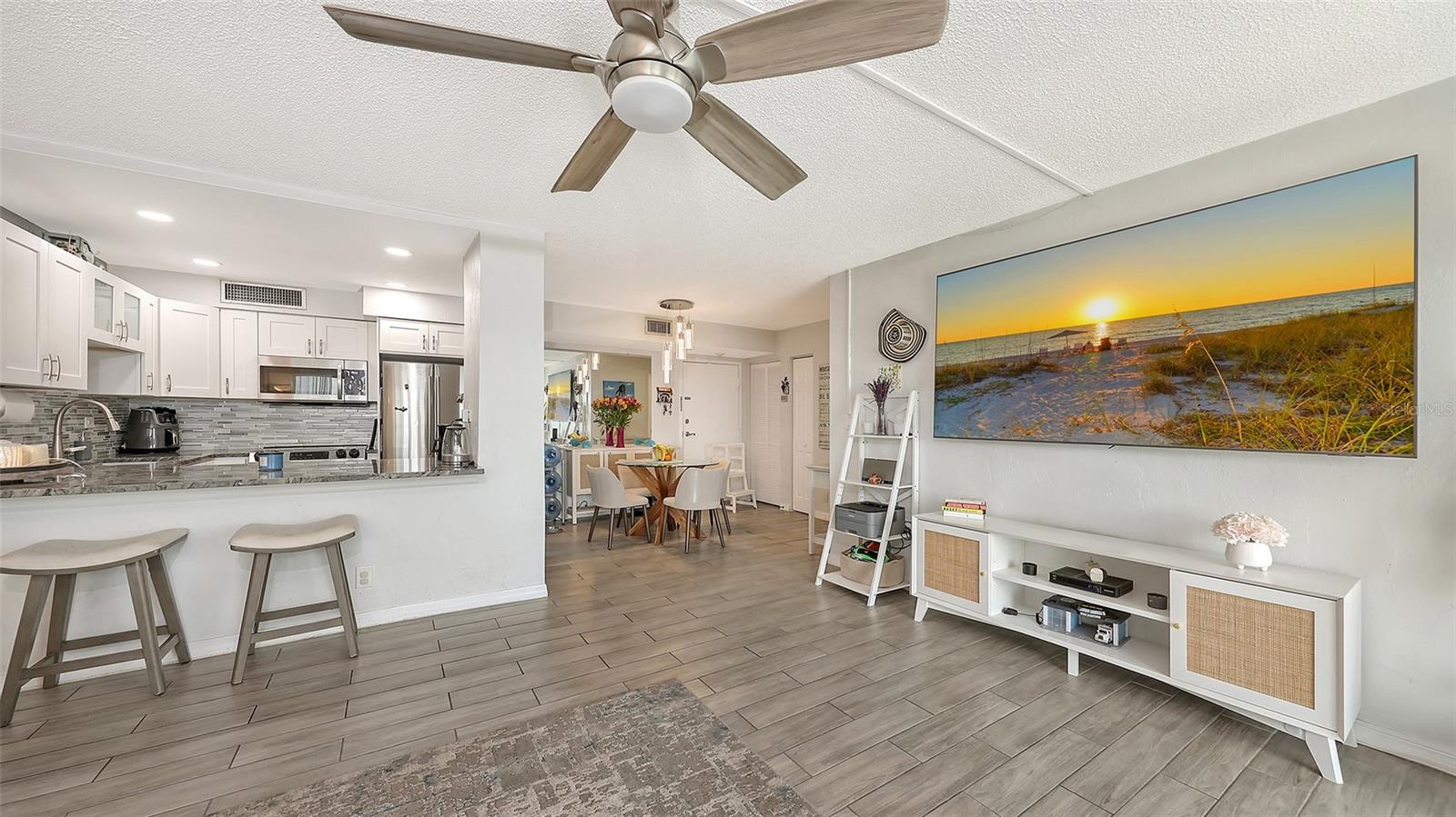 RAINTREE - Residential