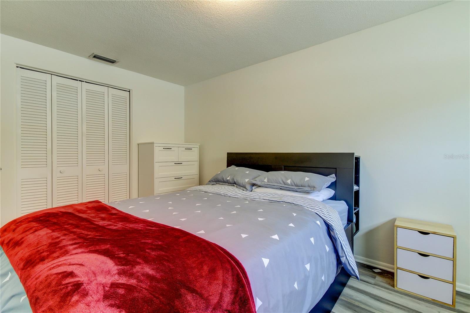 COLLEGE PARK - Residential