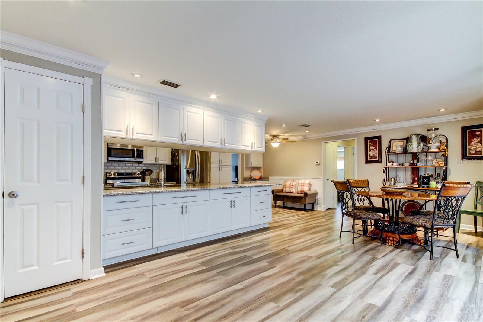 COLLEGE PARK - Residential