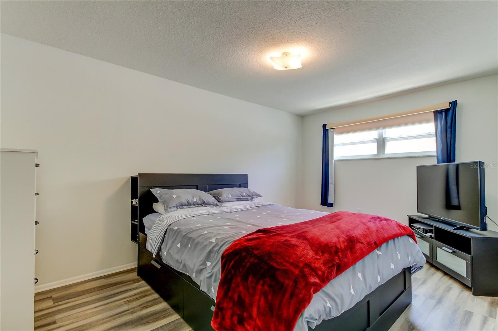 COLLEGE PARK - Residential