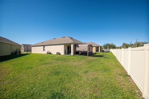 A home in WINTER HAVEN