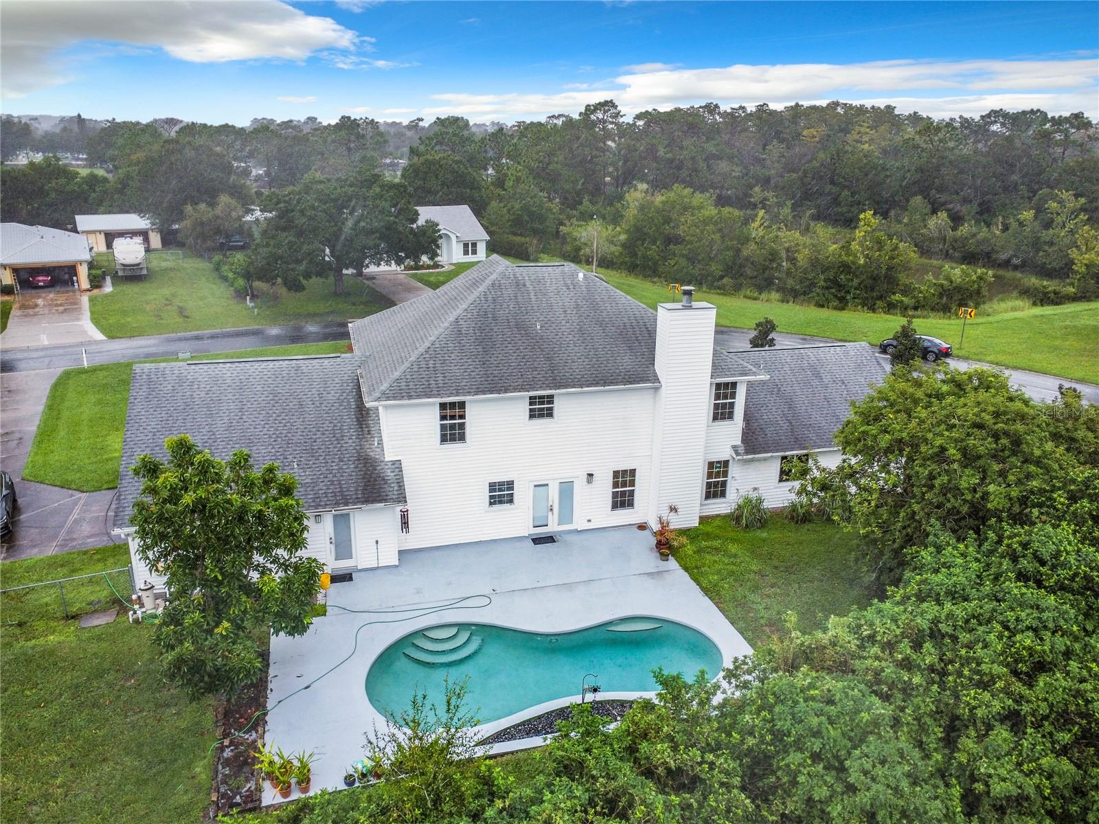 4155 QUAIL WOOD DRIVE