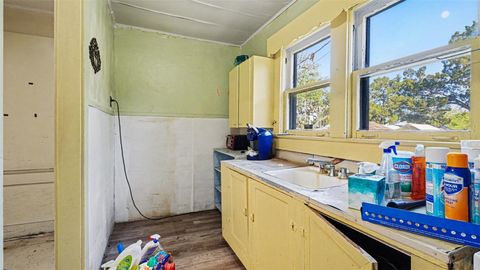 Tiny photo for 514 SW 2nd Avenue, Ocala, FL 34471 (MLS # O6390993)