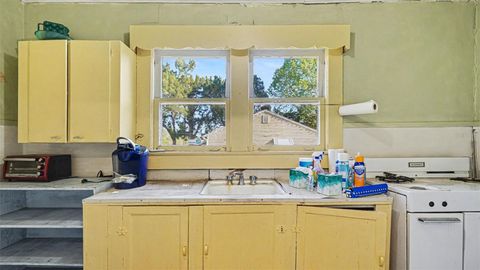 Tiny photo for 514 SW 2nd Avenue, Ocala, FL 34471 (MLS # O6390993)