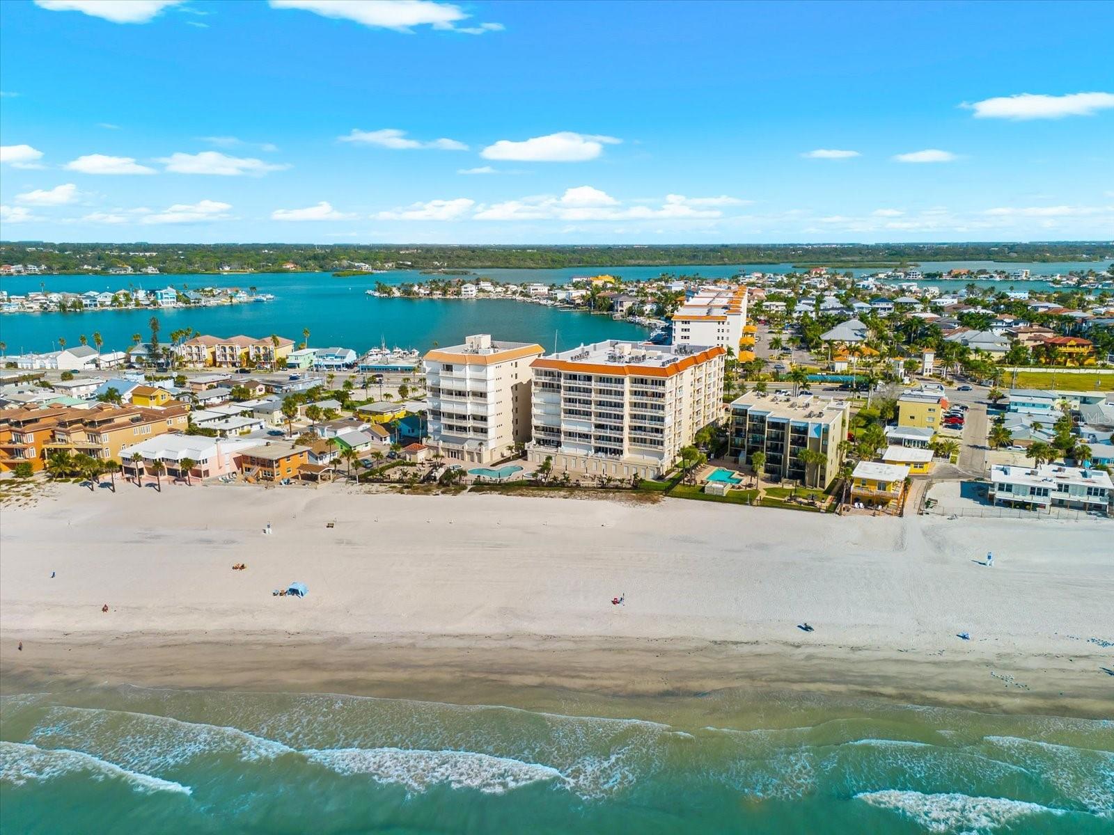 LA VISTANA CONDO - Residential