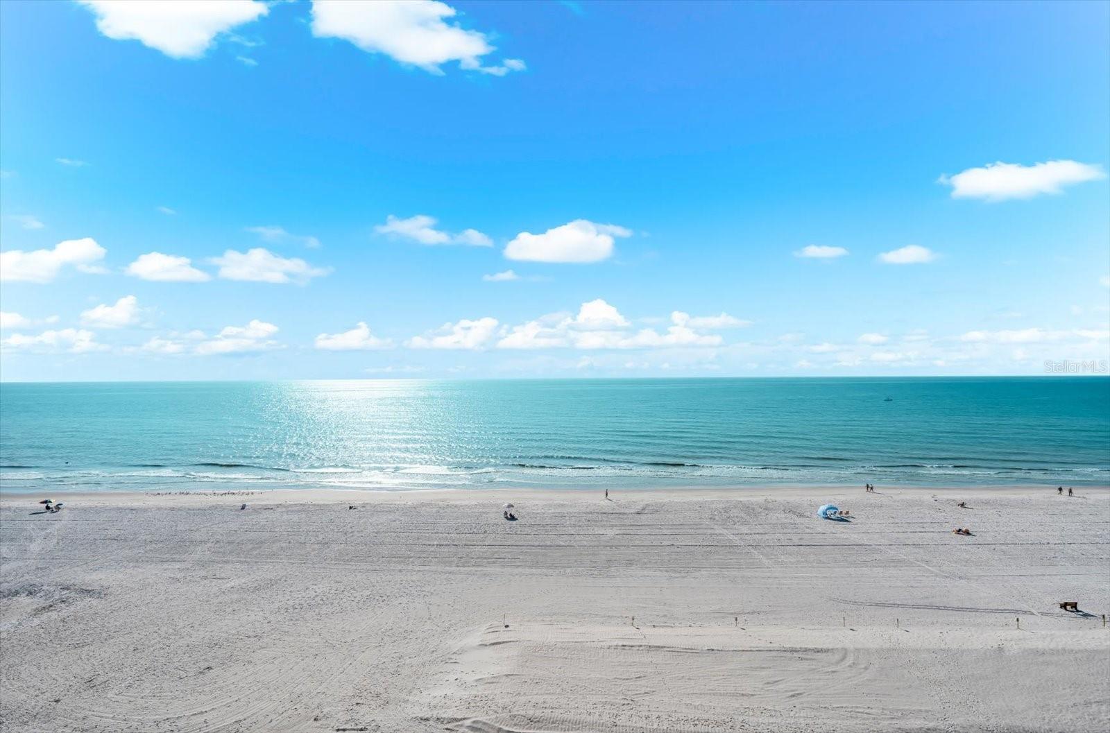 LA VISTANA CONDO - Residential