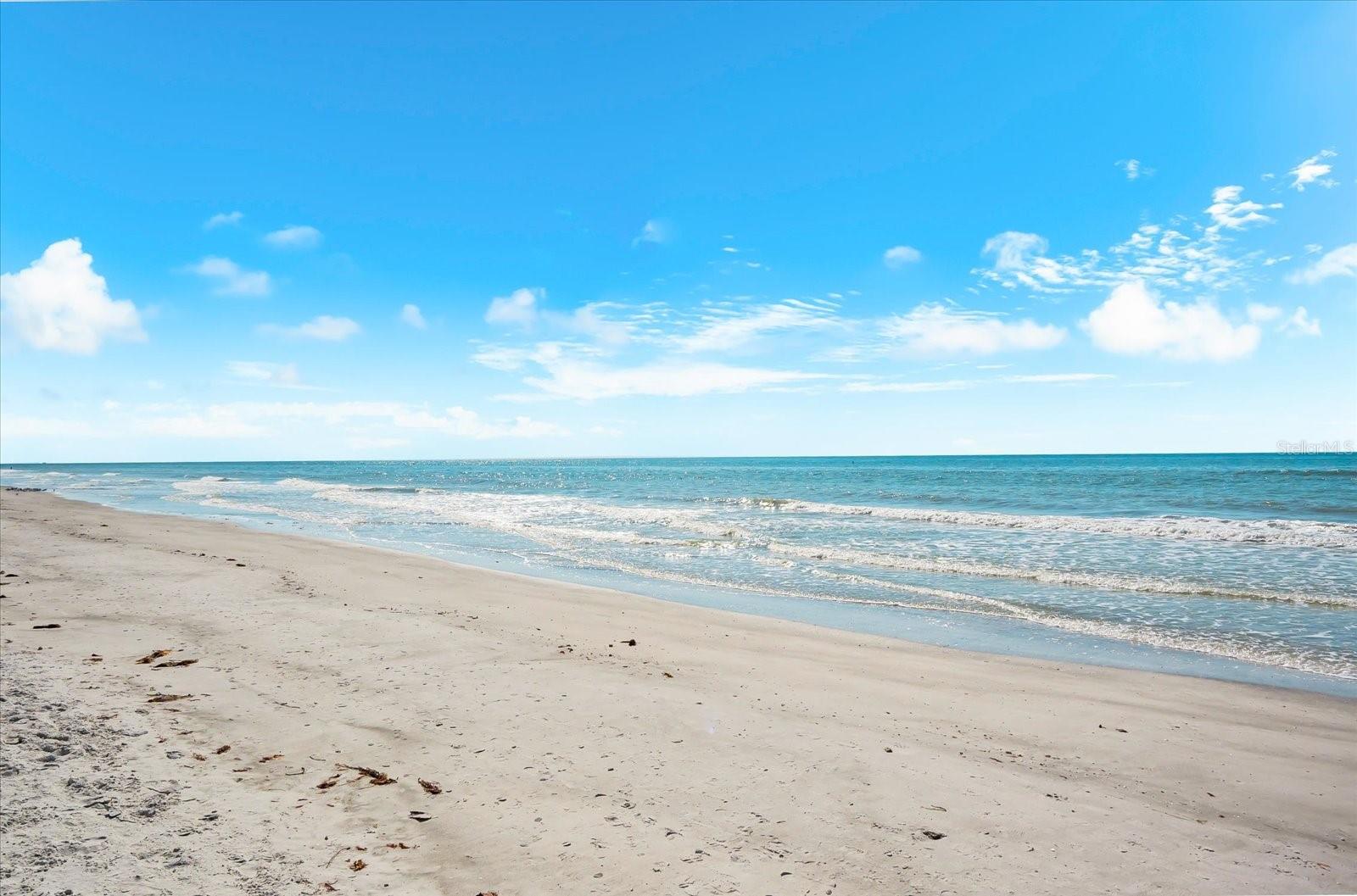 LA VISTANA CONDO - Residential