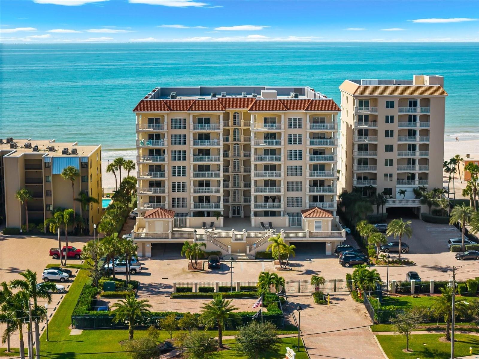 LA VISTANA CONDO - Residential