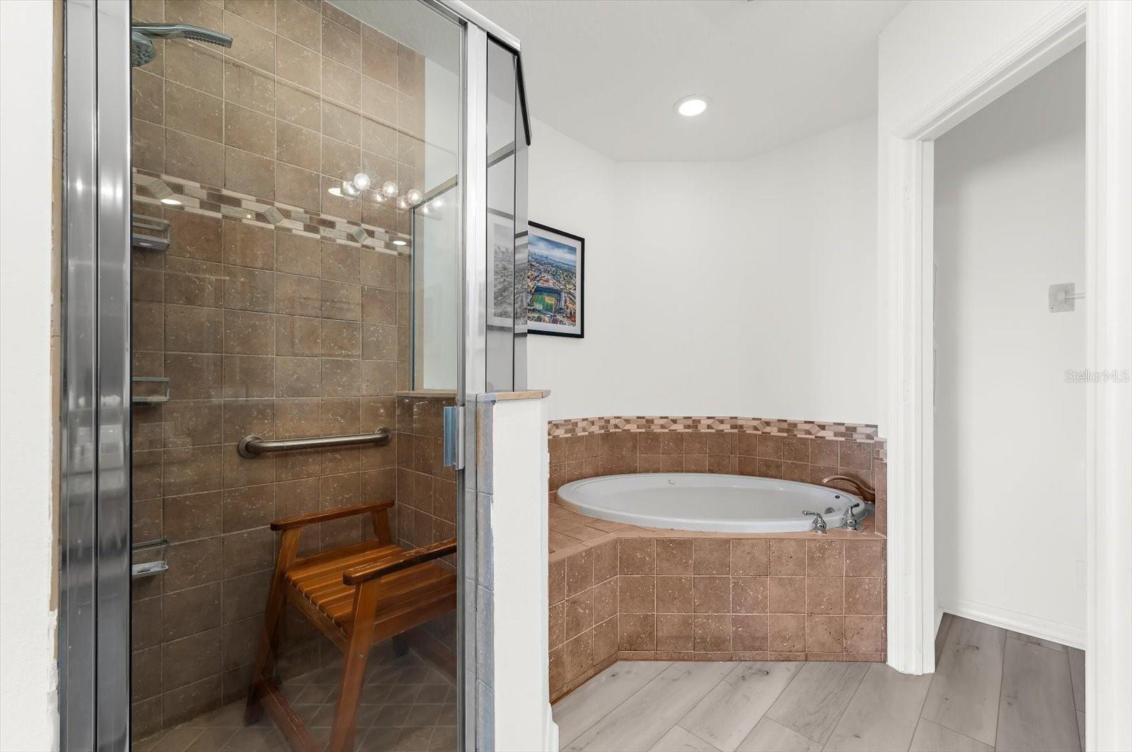 LA VISTANA CONDO - Residential