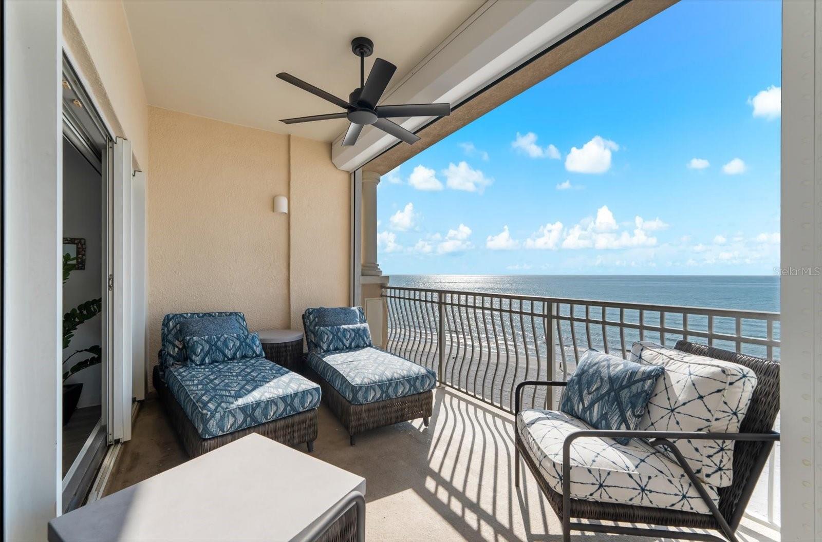 LA VISTANA CONDO - Residential