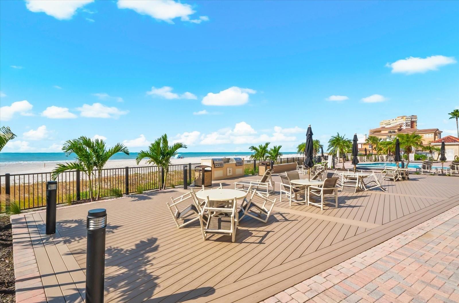 LA VISTANA CONDO - Residential