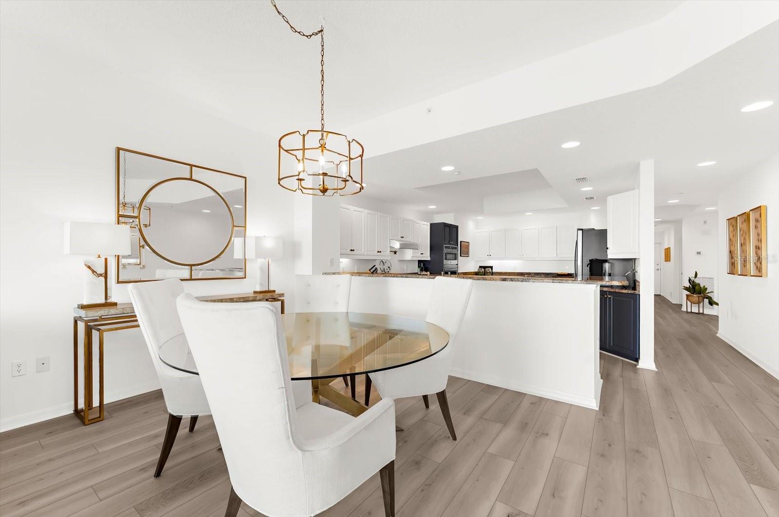 LA VISTANA CONDO - Residential