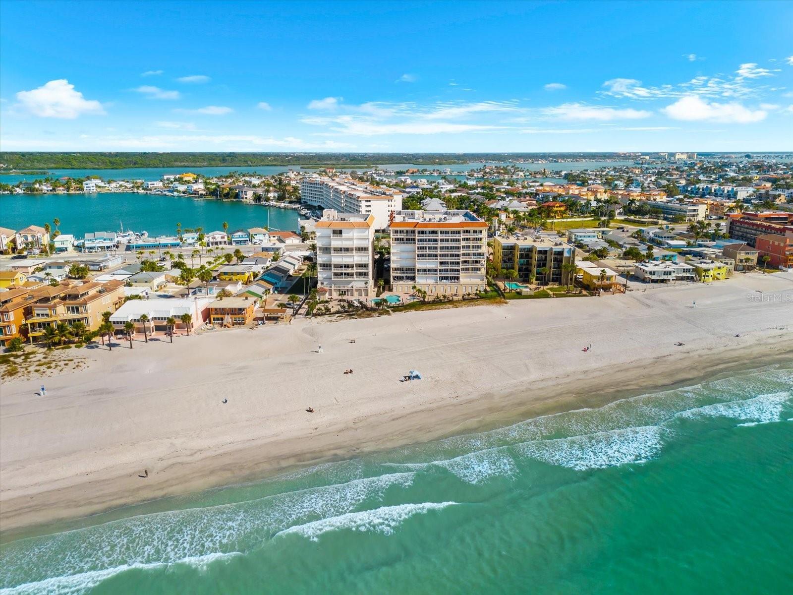 LA VISTANA CONDO - Residential