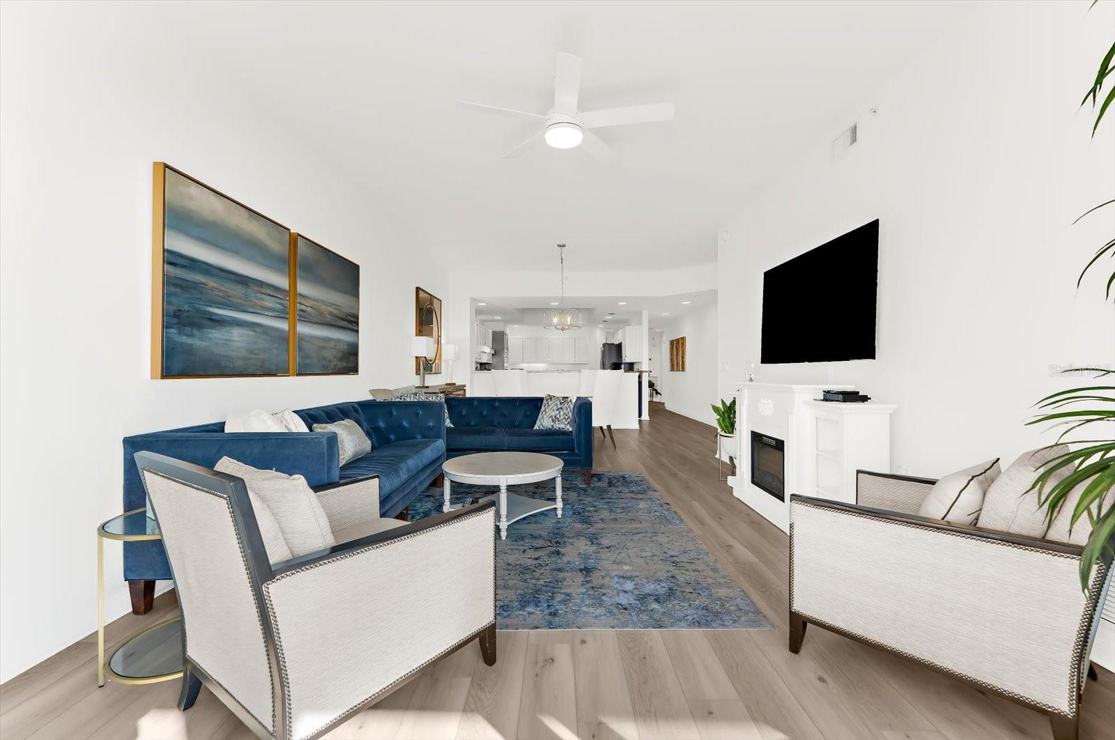 LA VISTANA CONDO - Residential