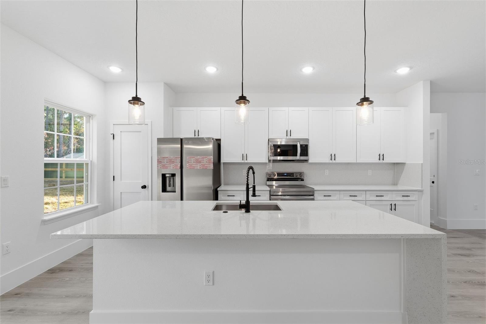 CITRUS SPGS UNIT 09 - Residential Lease