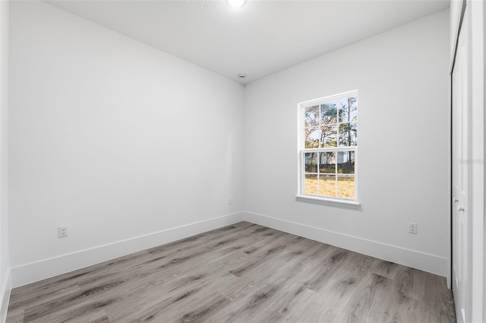 CITRUS SPGS UNIT 09 - Residential Lease