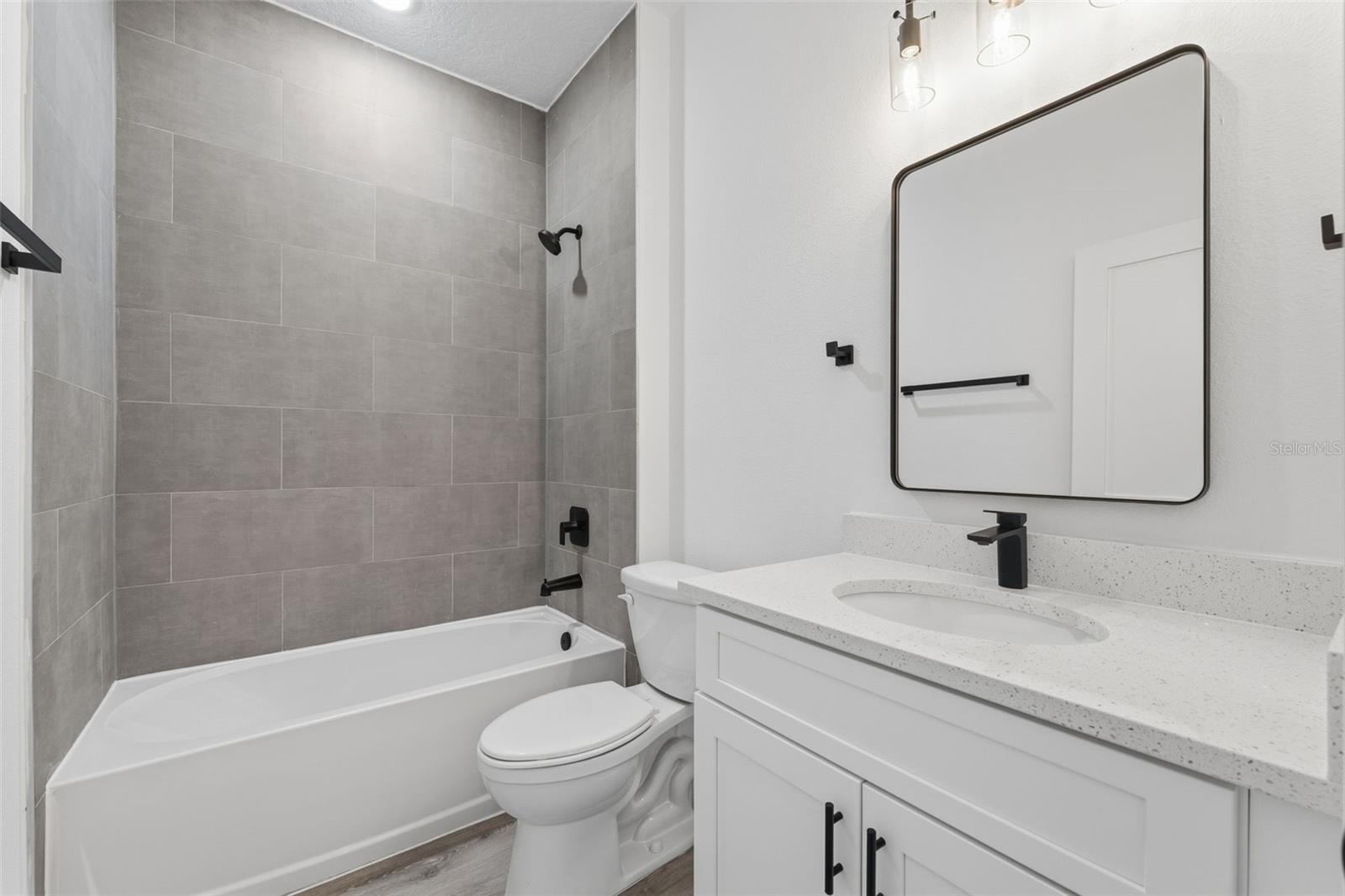 CITRUS SPGS UNIT 09 - Residential Lease