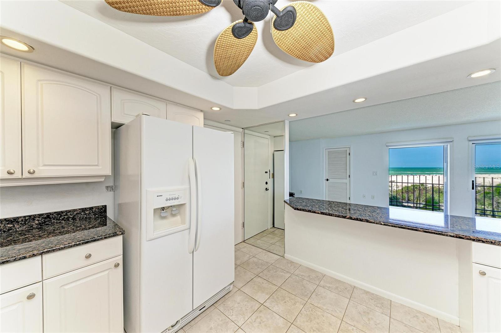 ST ARMAND TOWERS - Residential