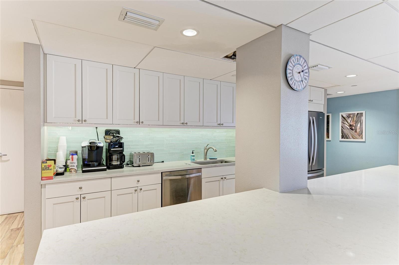 ST ARMAND TOWERS - Residential