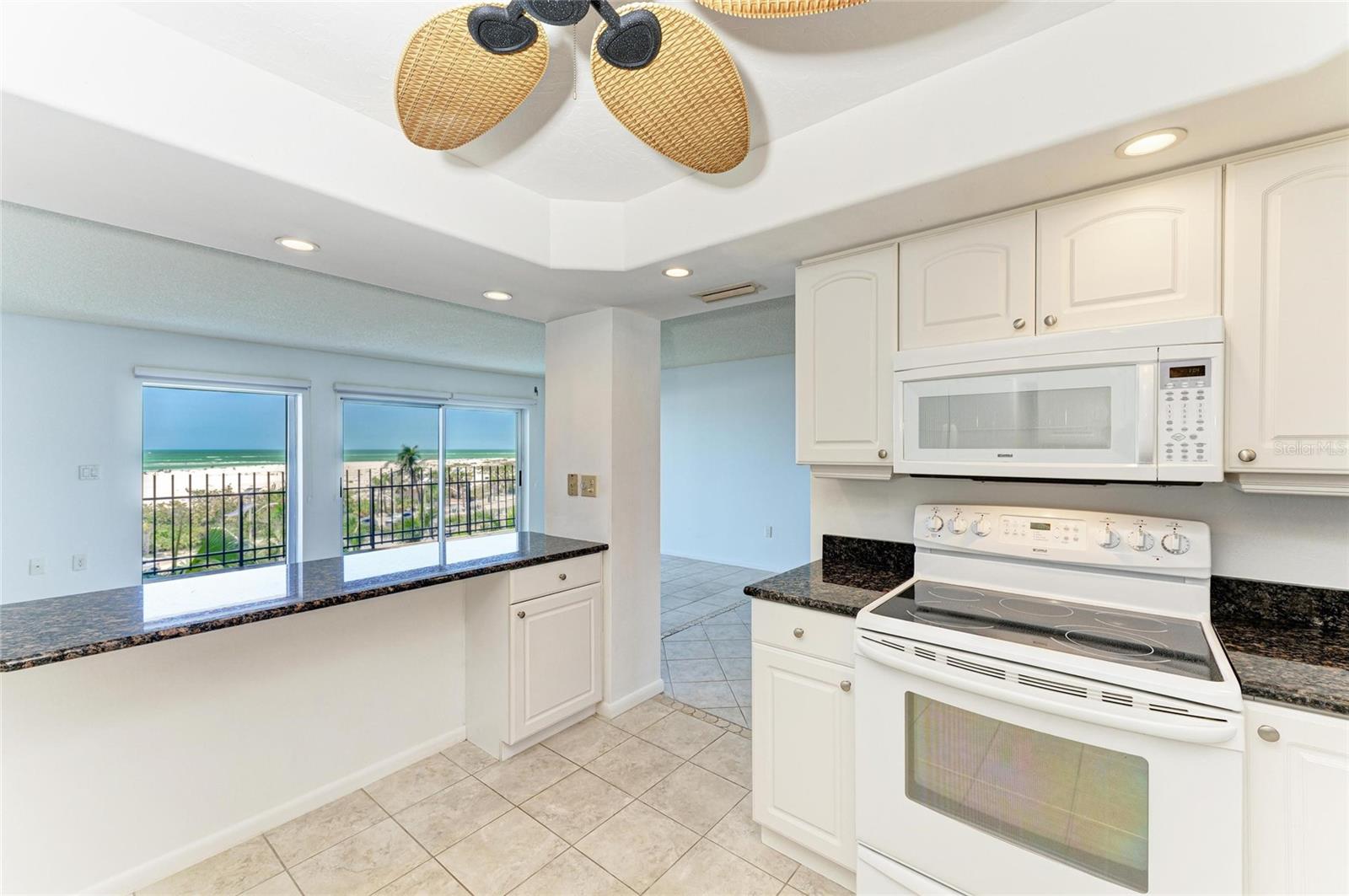 ST ARMAND TOWERS - Residential