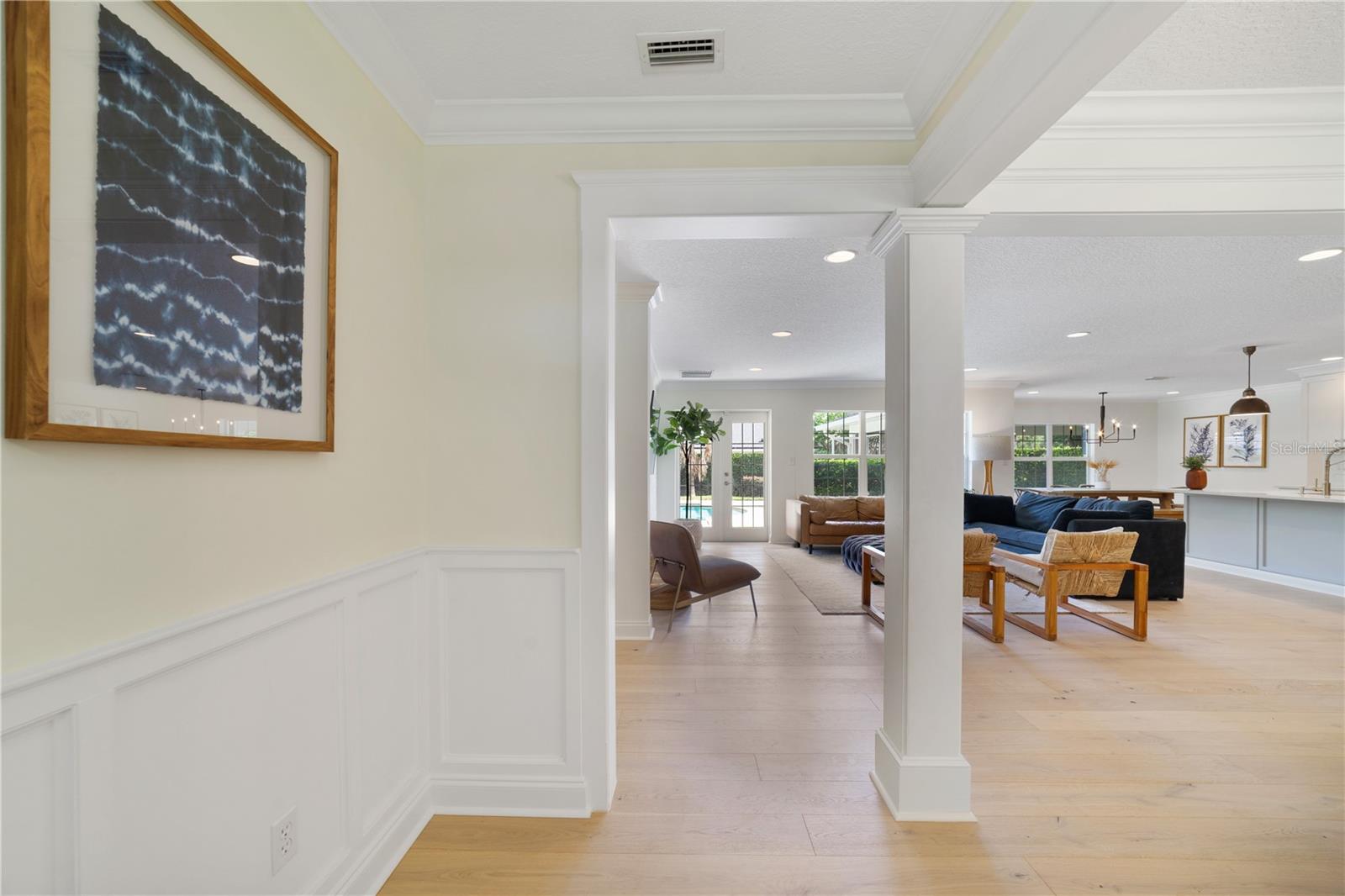 1615 KING ARTHUR CIRCLE
