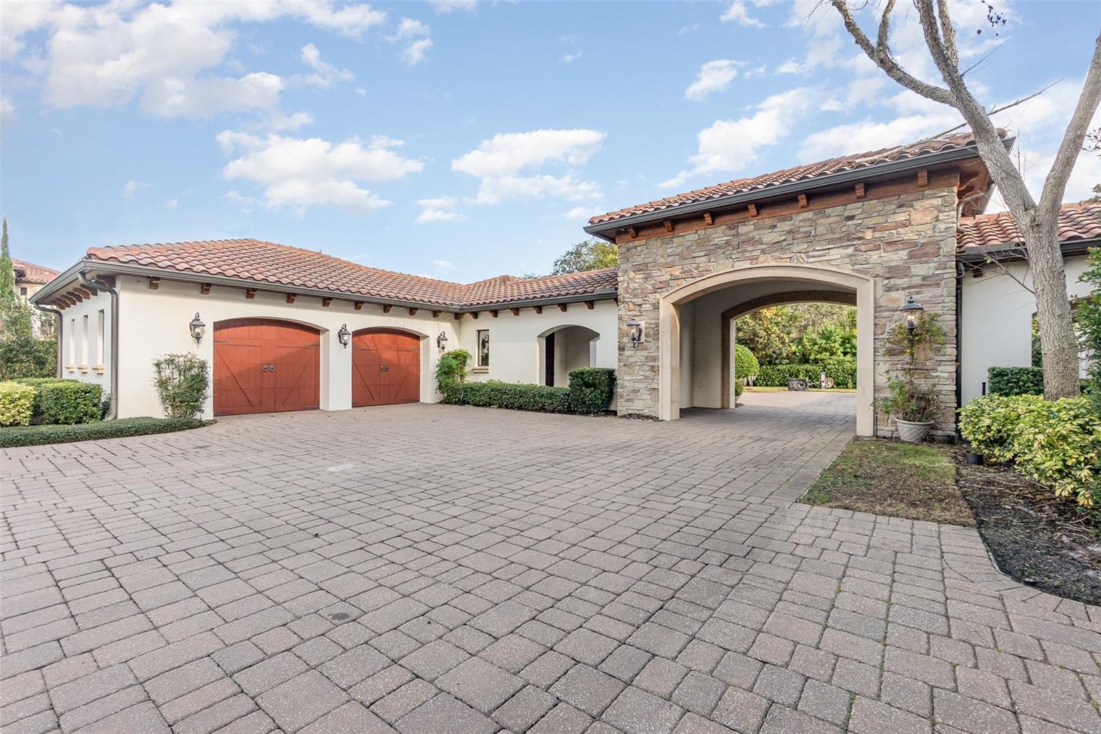 BELLANONA GRANDE ESTATES - Residential