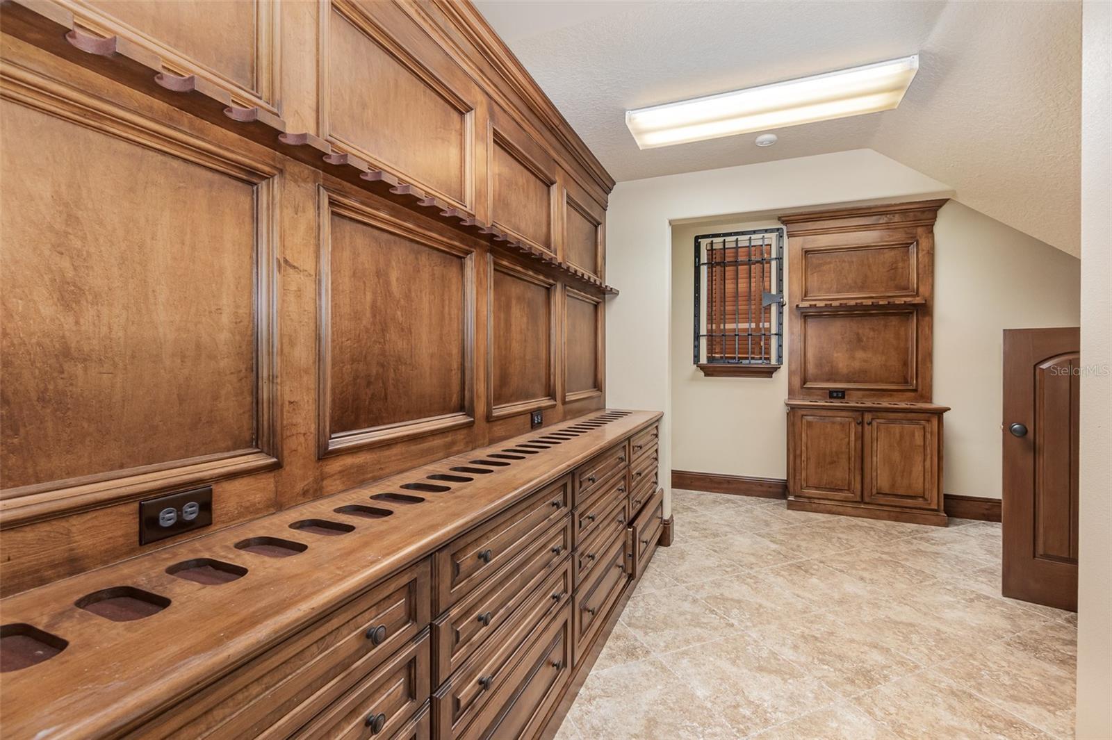 BELLANONA GRANDE ESTATES - Residential