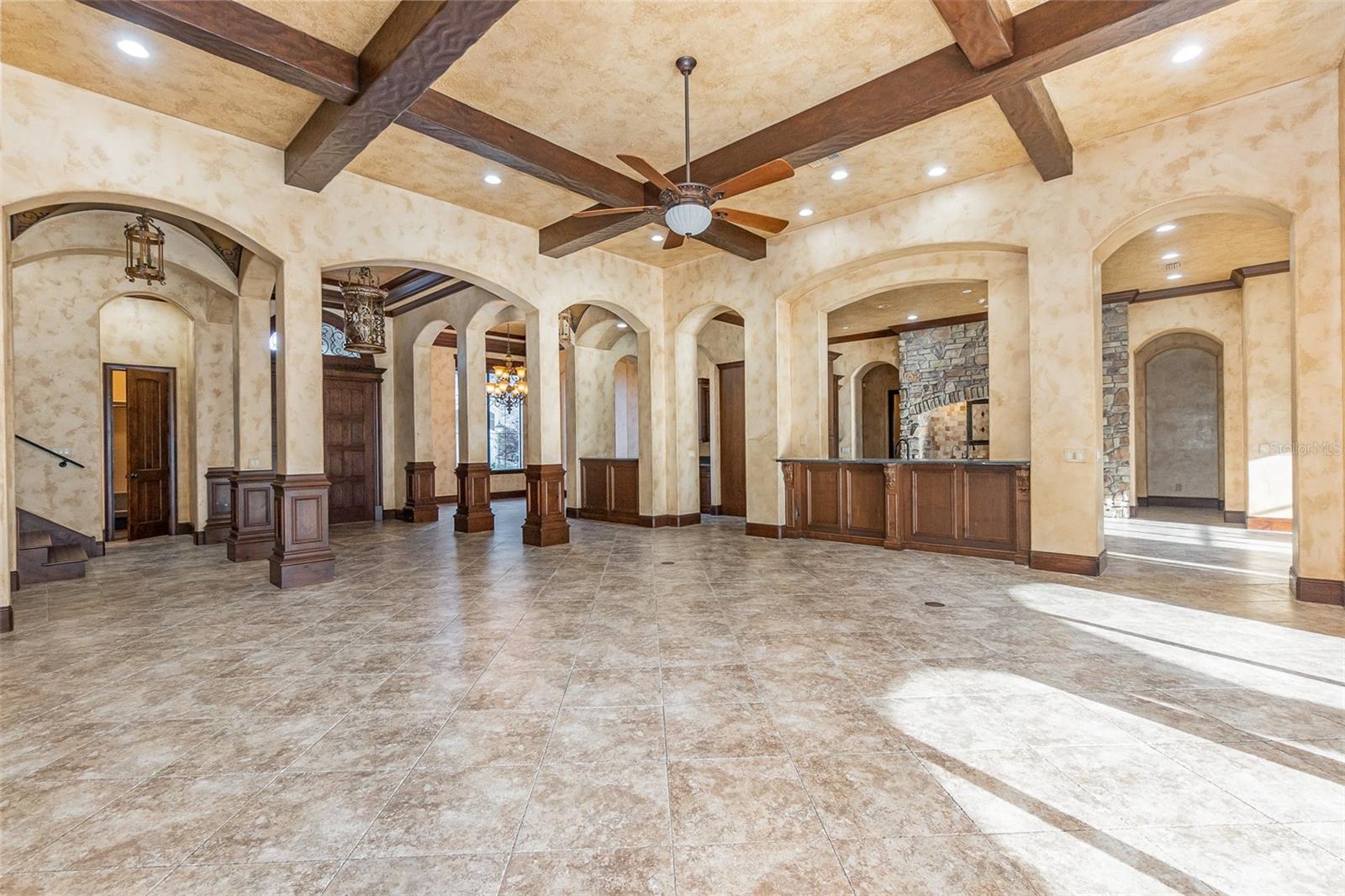 BELLANONA GRANDE ESTATES - Residential